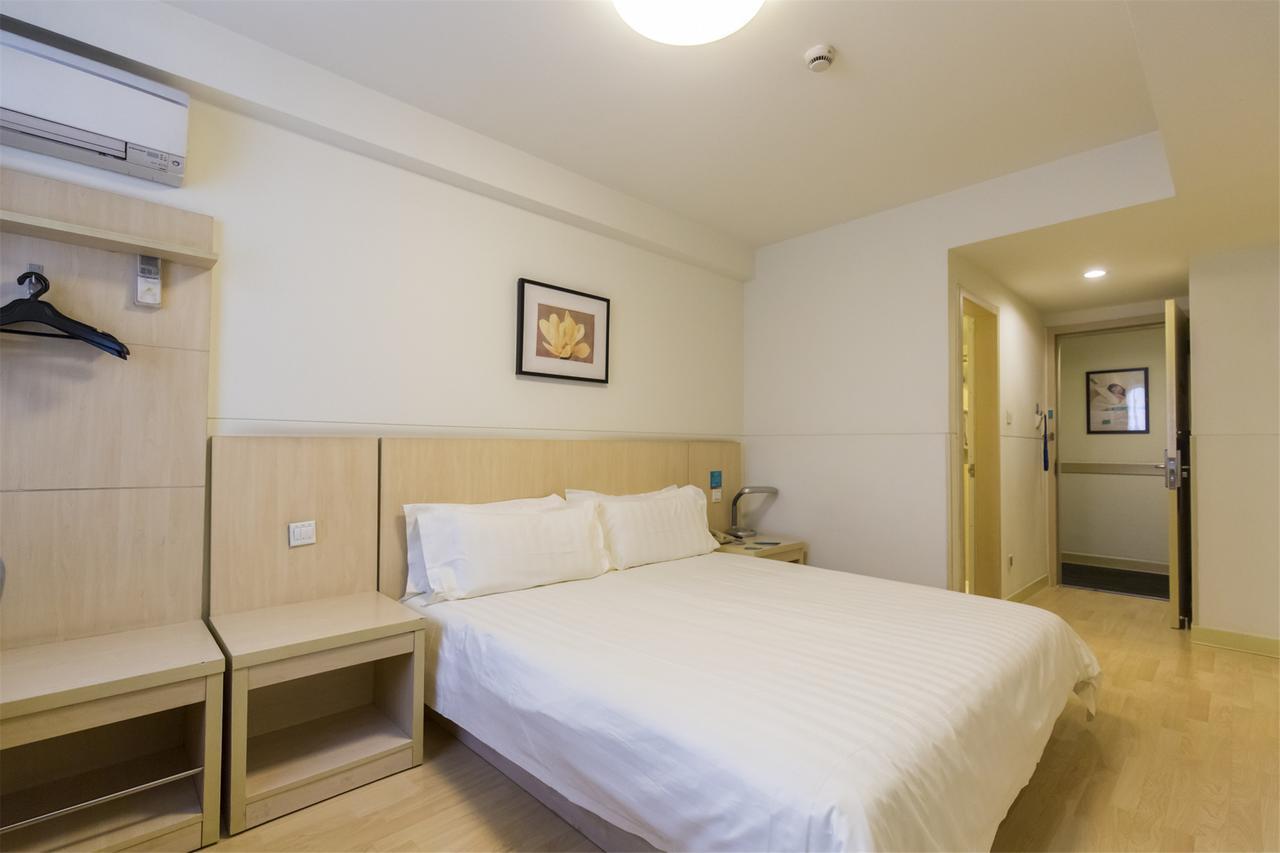 Jinjiang Inn Foshan Zumiao Qinren Road Экстерьер фото